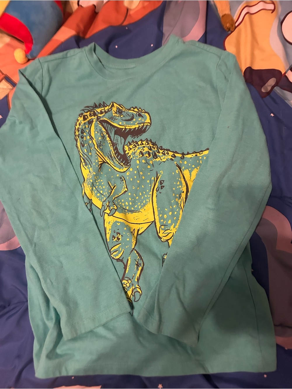 Boys Size M 8/10 Cat & Jack Long Sleeve Dinosaur Themed Shirt